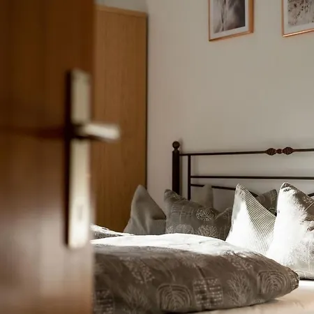 Ferien Im Paradies - Prima * Höchst